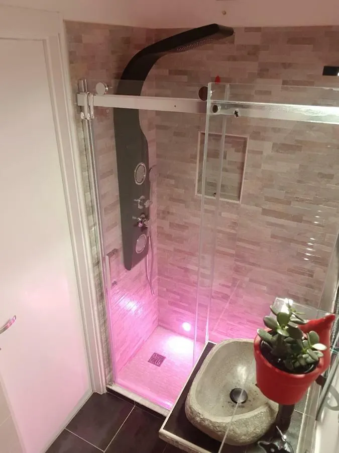 Suite In Milano Certosa Station Apartment
